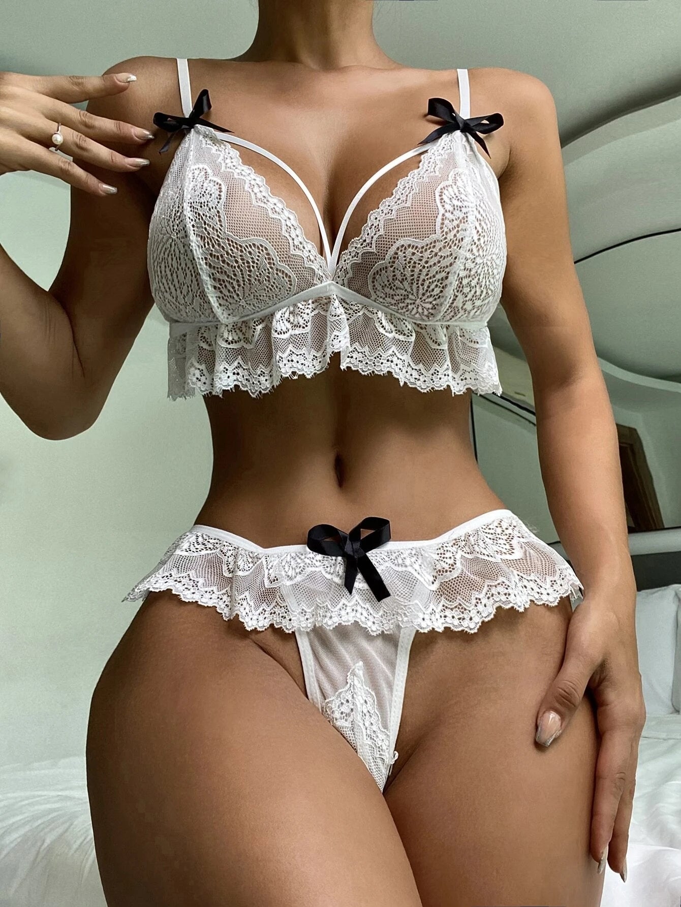 LADIES INTIMATE BRA & LINGERIE SET WHITE (SIZE S-2XL)