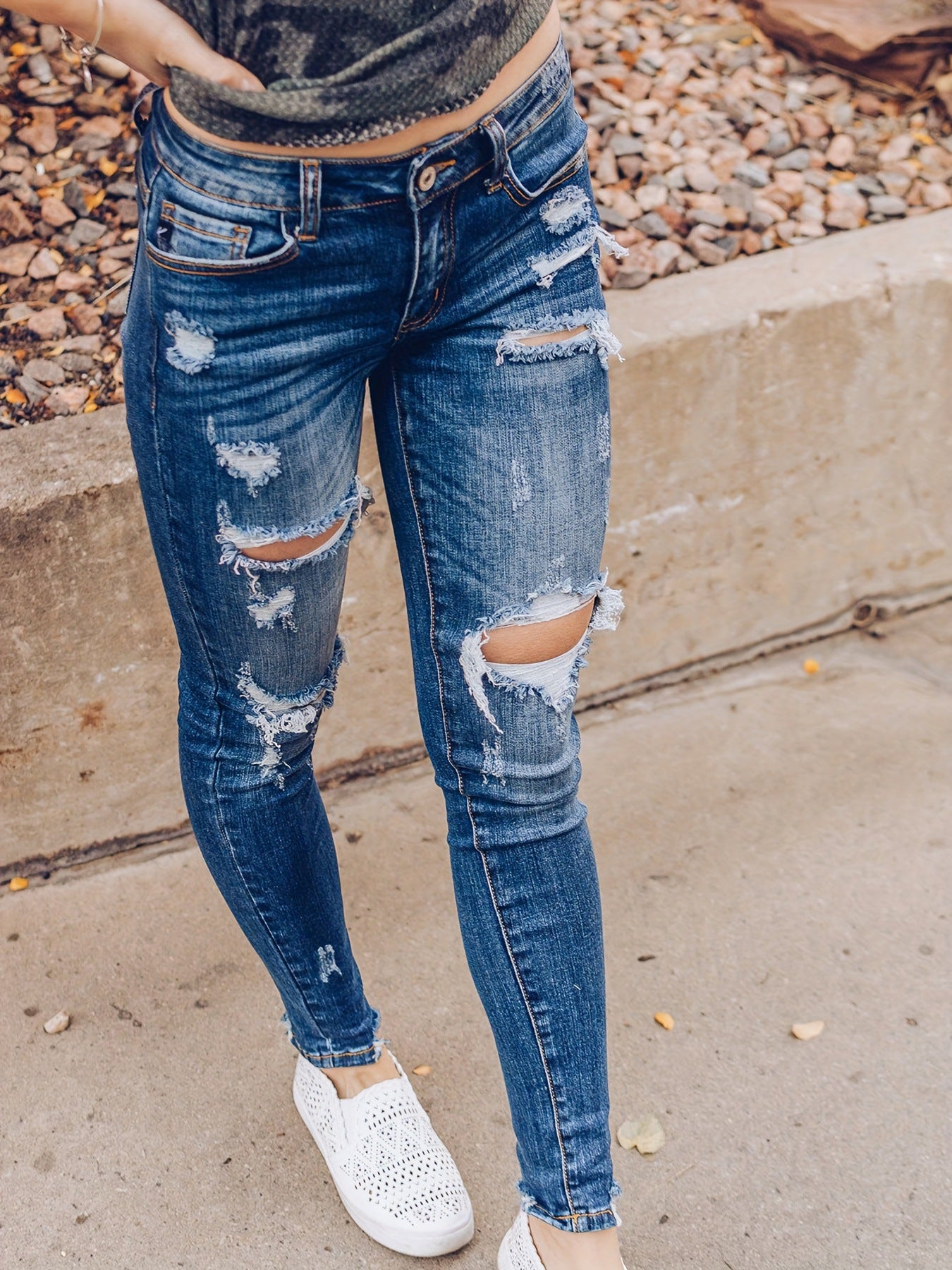 LADIES DISTRESSED DENIM PANTS BLUE DENIM (SIZE S-XL)