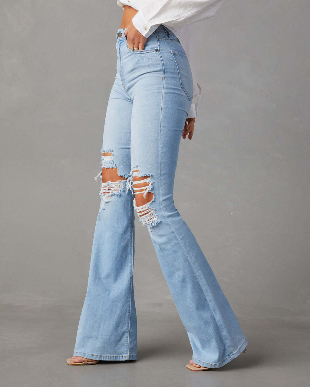 LADIES HIGH WAIST DISTRESSED JEANS LIGHT BLUE (SIZE S-2XL)