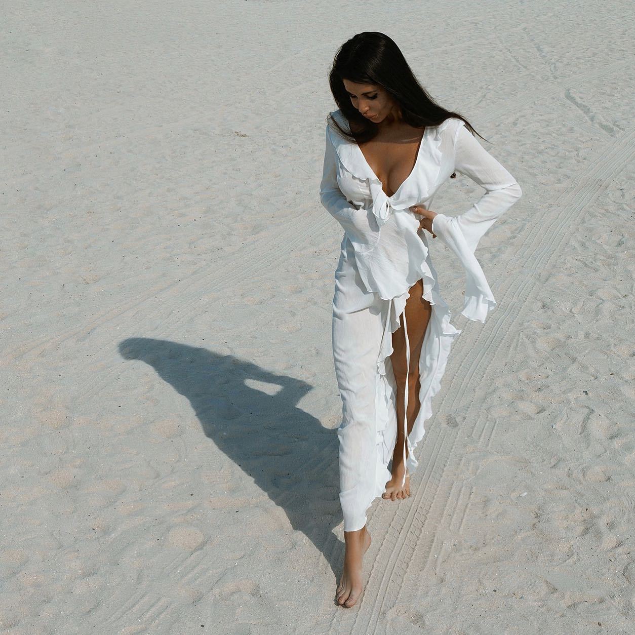LADIES LONG SLEEVE BEACHWEAR COVER UP DRESS WHITE / BLACK (SIZE S - L)