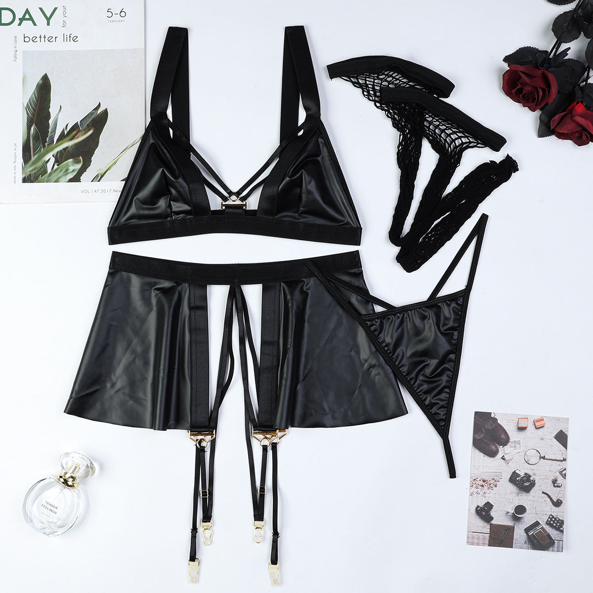 LADIES 4 PIECE PU LEATHER LINGERIE SET BLACK (SIZE S - L)
