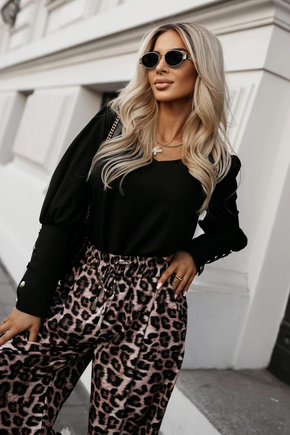 LADIES LONG SLEEVE SHIRT WHITE / BLACK (SIZE S - 2XL)