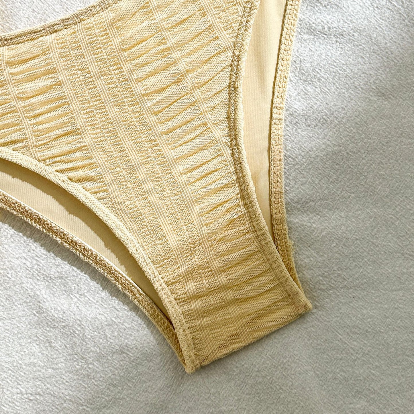 LADIES THREE PIECE SWIMWEAR SET APRICOT-BEIGE / WHITE / BLACK (SIZE S - L)