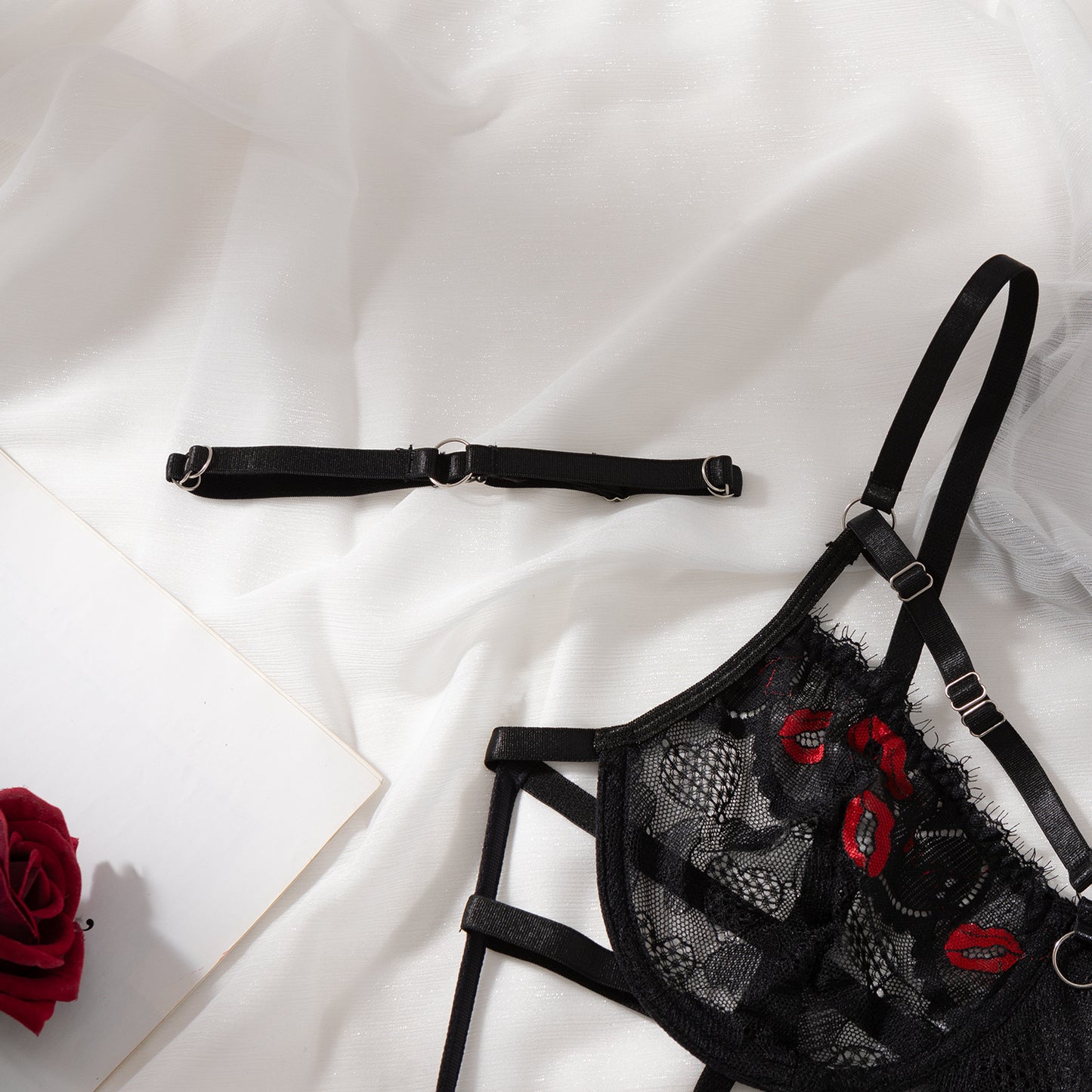 LADIES GARTER BRA & LINGERIE SET BLACK (SIZE S-L)