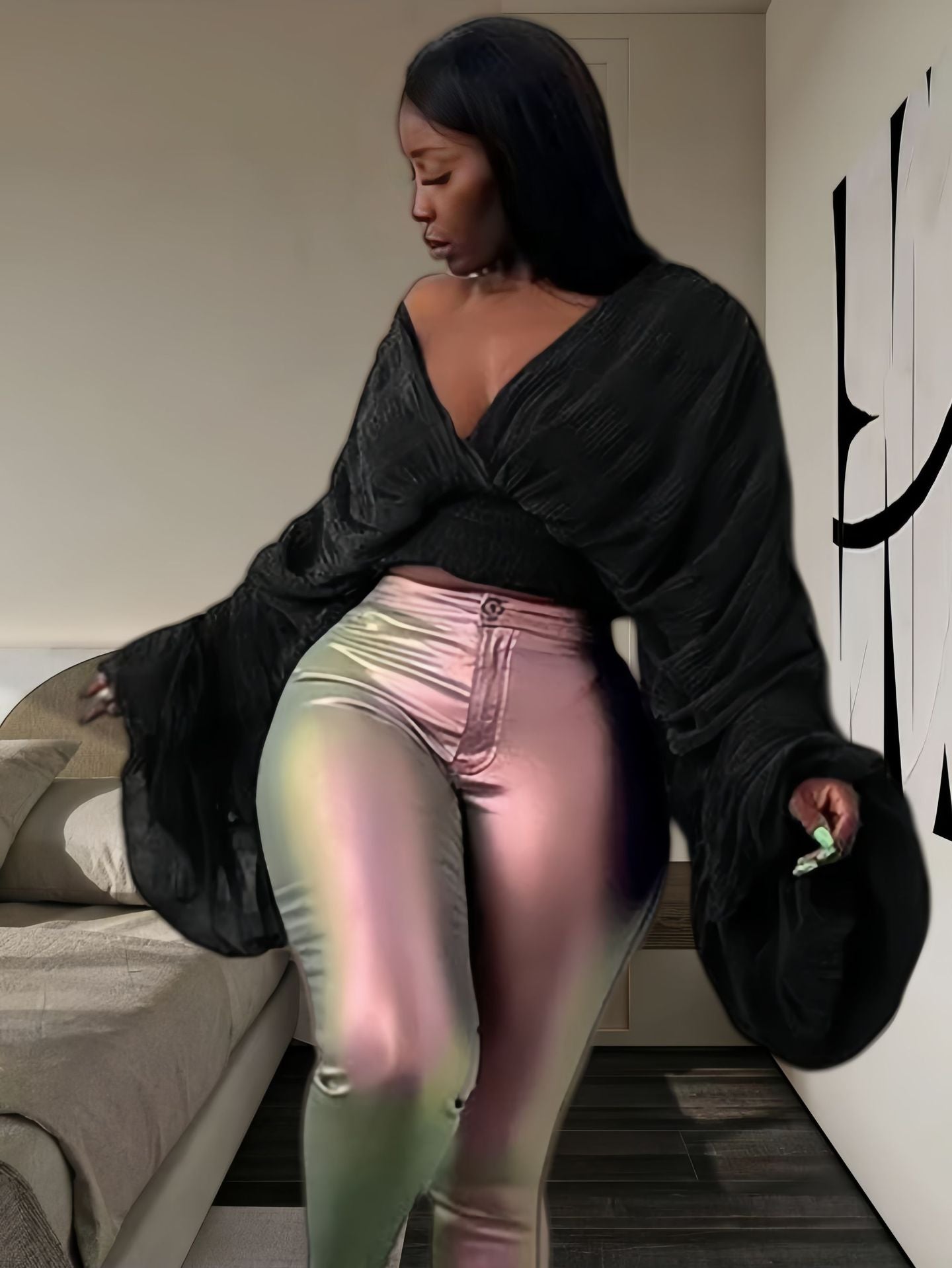 LADIES LONG SLEEVE CROP TOP BLACK (SIZE S - XL)