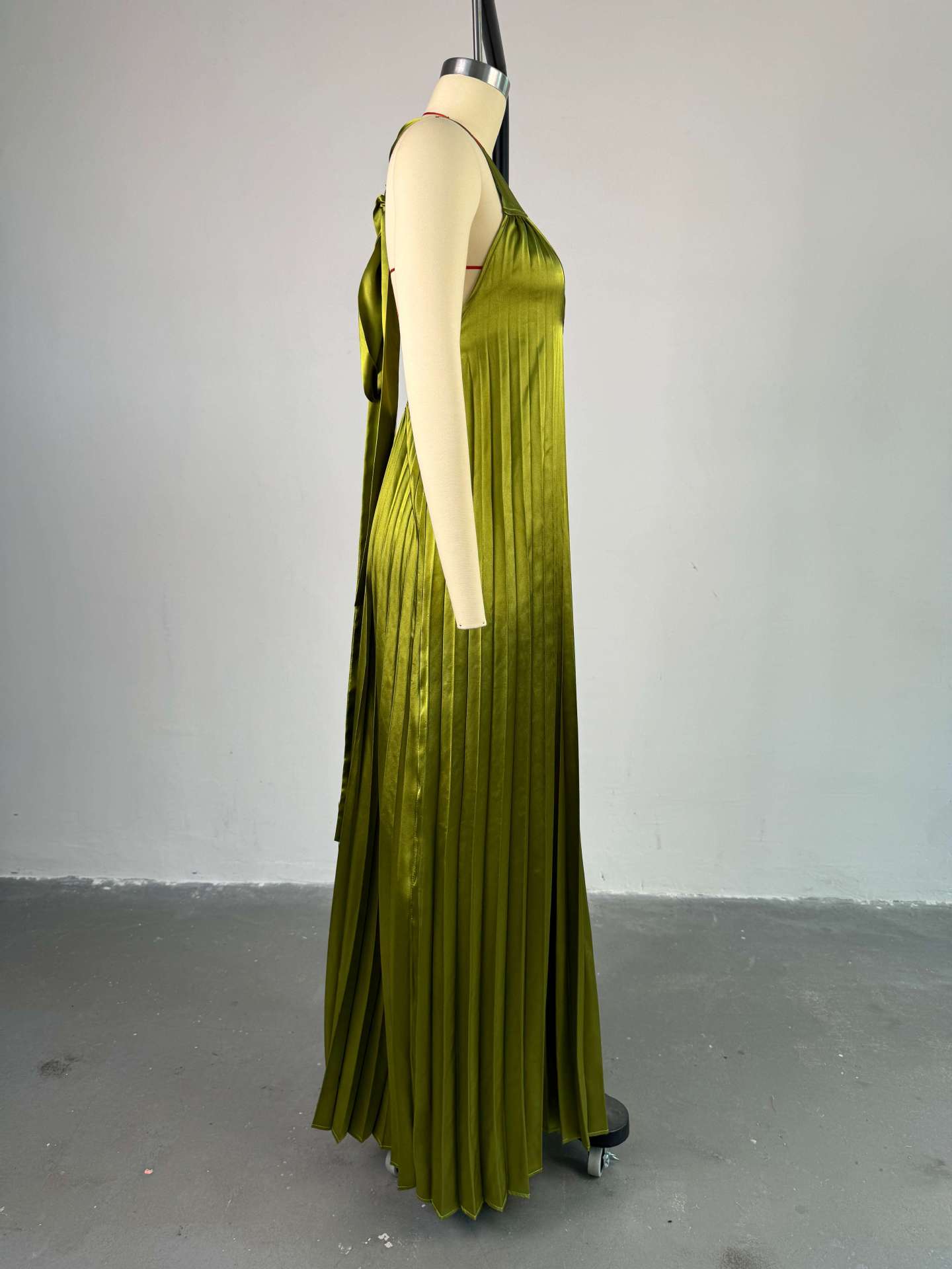 LADIES HALTERNECK V-NECK DRESS GREEN (SIZE S - 2XL)