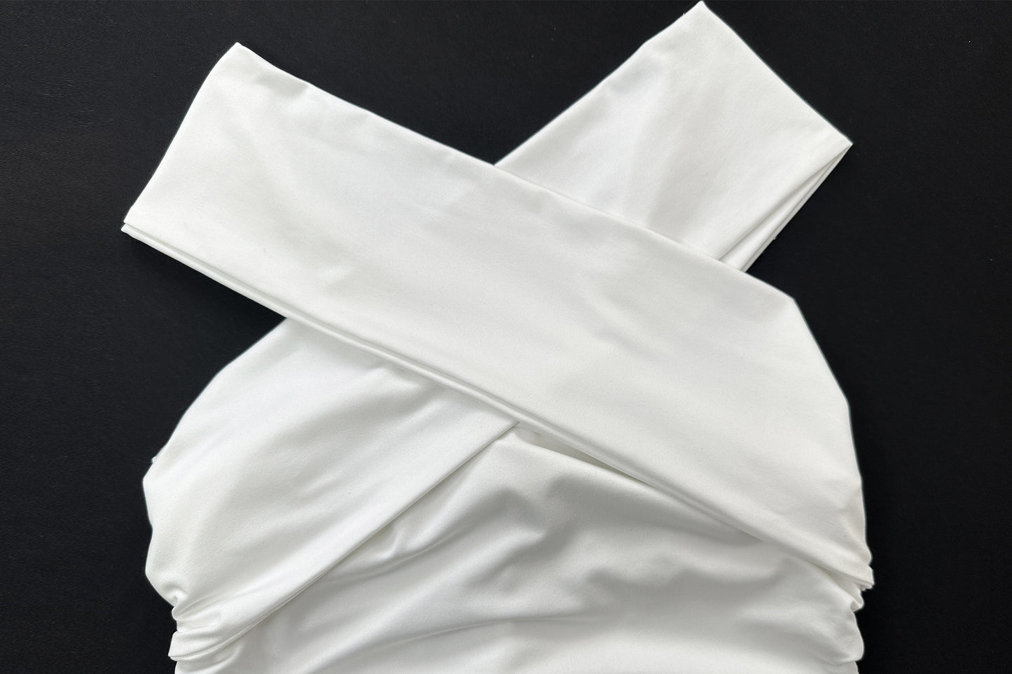 LADIES OFF THE SHOULDER TOP WHITE (SIZE XS - L)