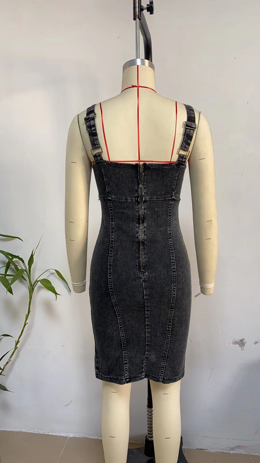 LADIES SLEEVELESS DENIM DRESS WITH SLIT LIGHT BLUE DENIM / BLACK DENIM (SIZE S - XL)