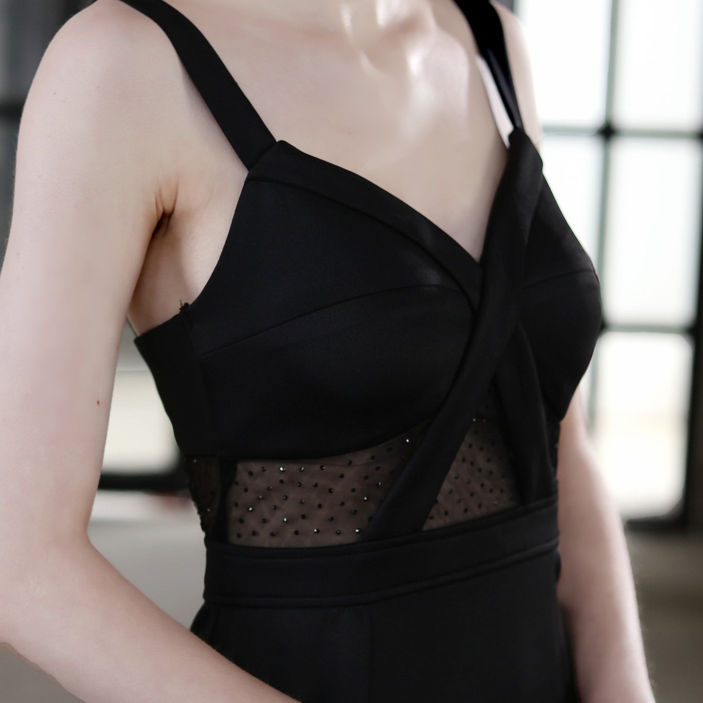 LADIES SLEEVELESS EVENING DRESS WITH SLIT WHITE / BLACK / WINE RED (SIZE S - 2XL)