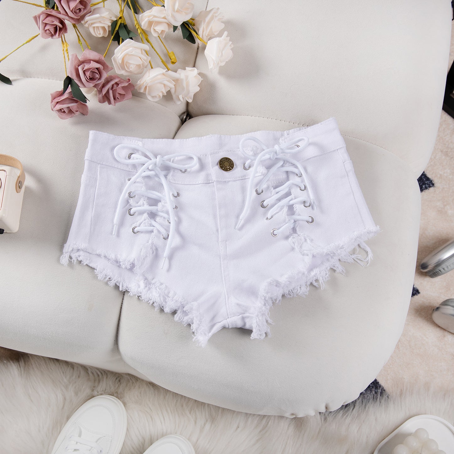 LADIES PLUS SIZE STRETCHY DENIM SHORTS WHITE / BLACK (SIZE S - XL)