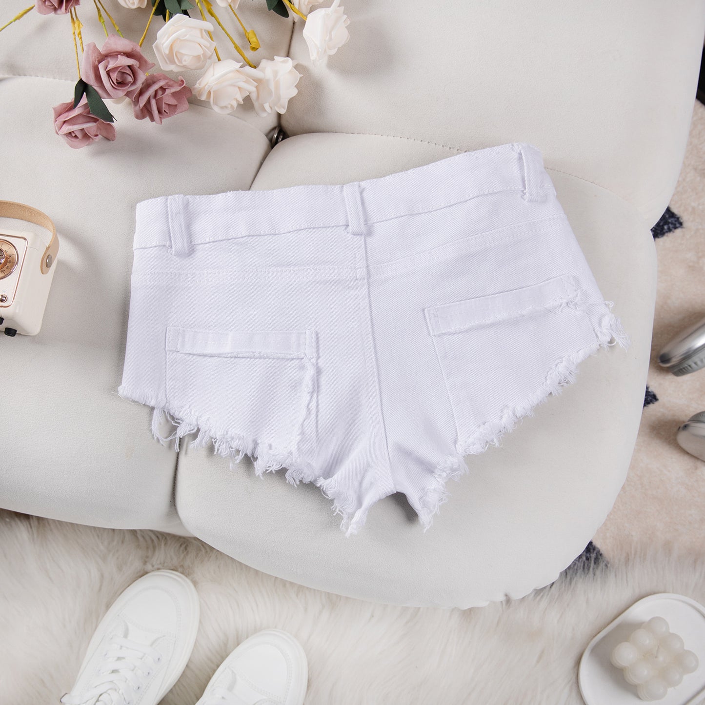 LADIES PLUS SIZE STRETCHY DENIM SHORTS WHITE / BLACK (SIZE S - XL)