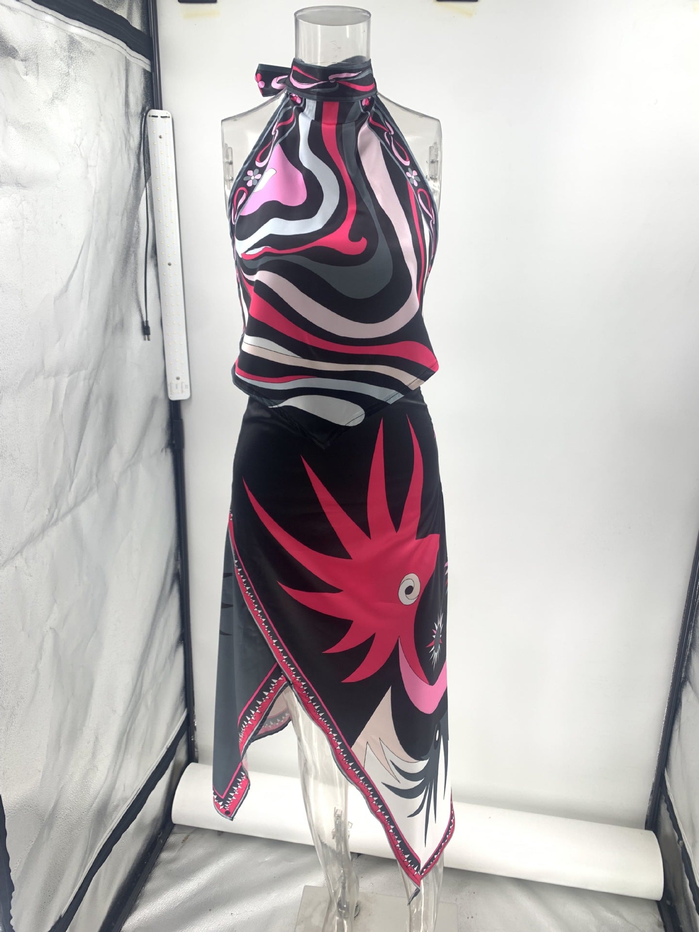 LADIES TWO PIECE SLEEVELESS TOP & SKIRT SET BLACK-PINK (SIZE S - XL)