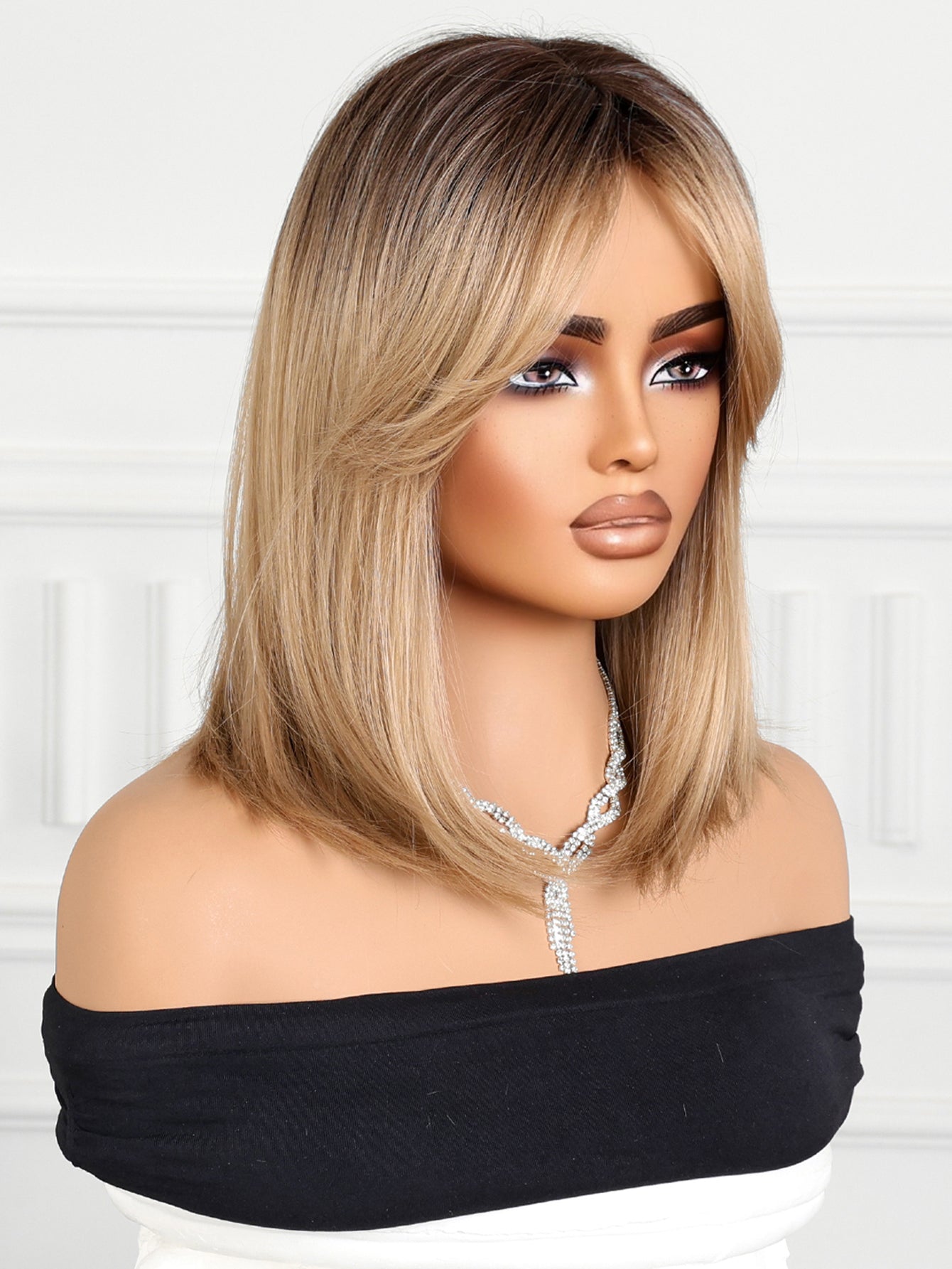 BROWN SHOULDER LENGTH SYNTHETIC WIG BROWN BLONDE