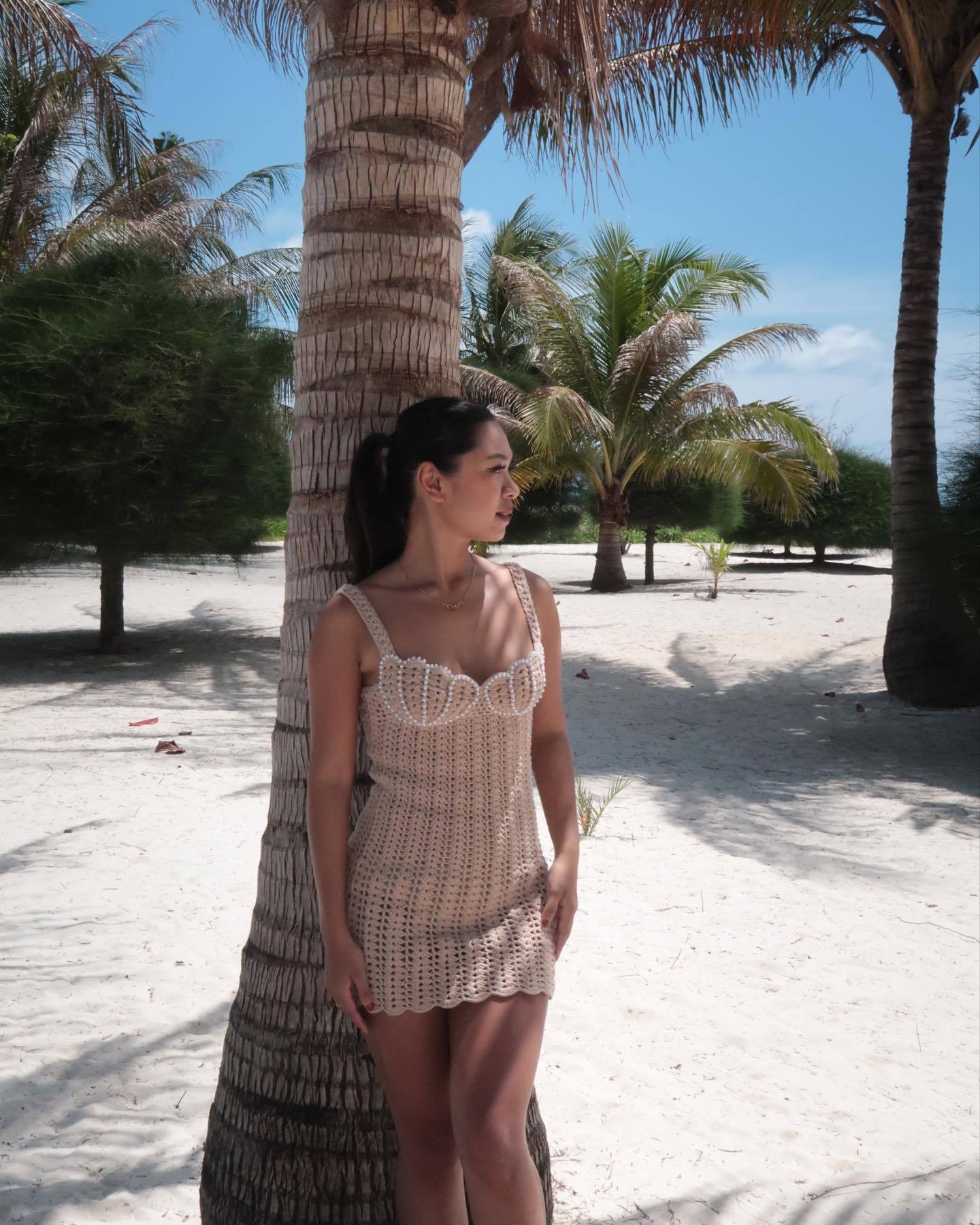 LADIES KNITTED MINI BEACHDRESS / BEACWEAR COVER UP DRESS WHITE / KHAKI (SIZE S - L)