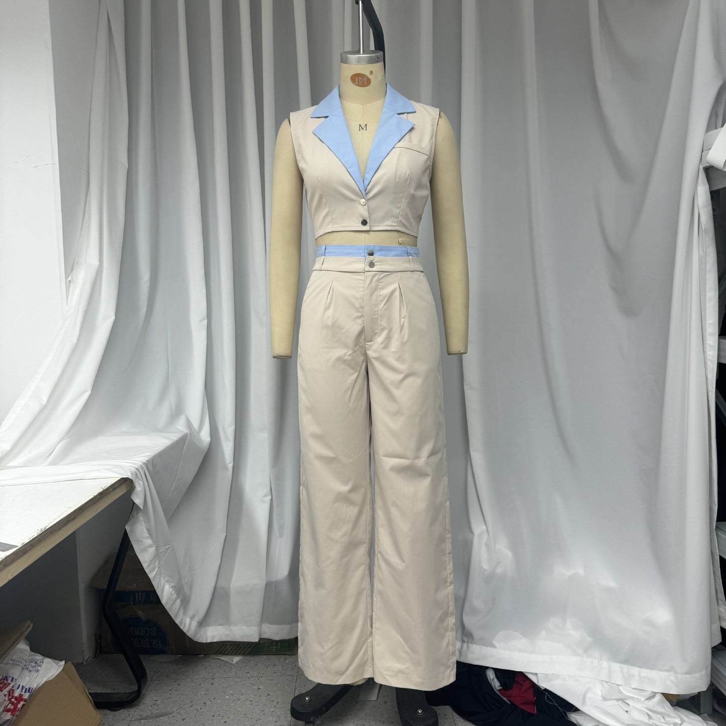 LADIES TWO PIECE SLEEVELESS TOP & PANTS SET WHITE (SIZE S - XL)