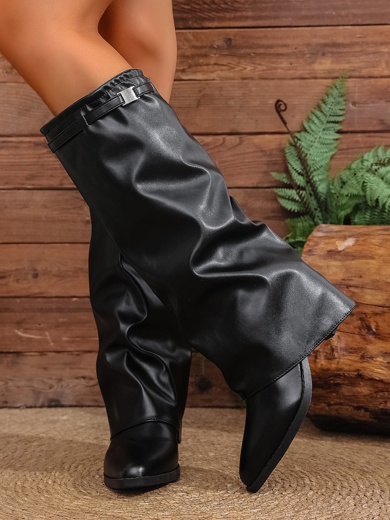 Ladies stylish fashion chunky heel knee high boots Black / Off white (china Size 36 - 43) (UK Size 4 - 8.5)