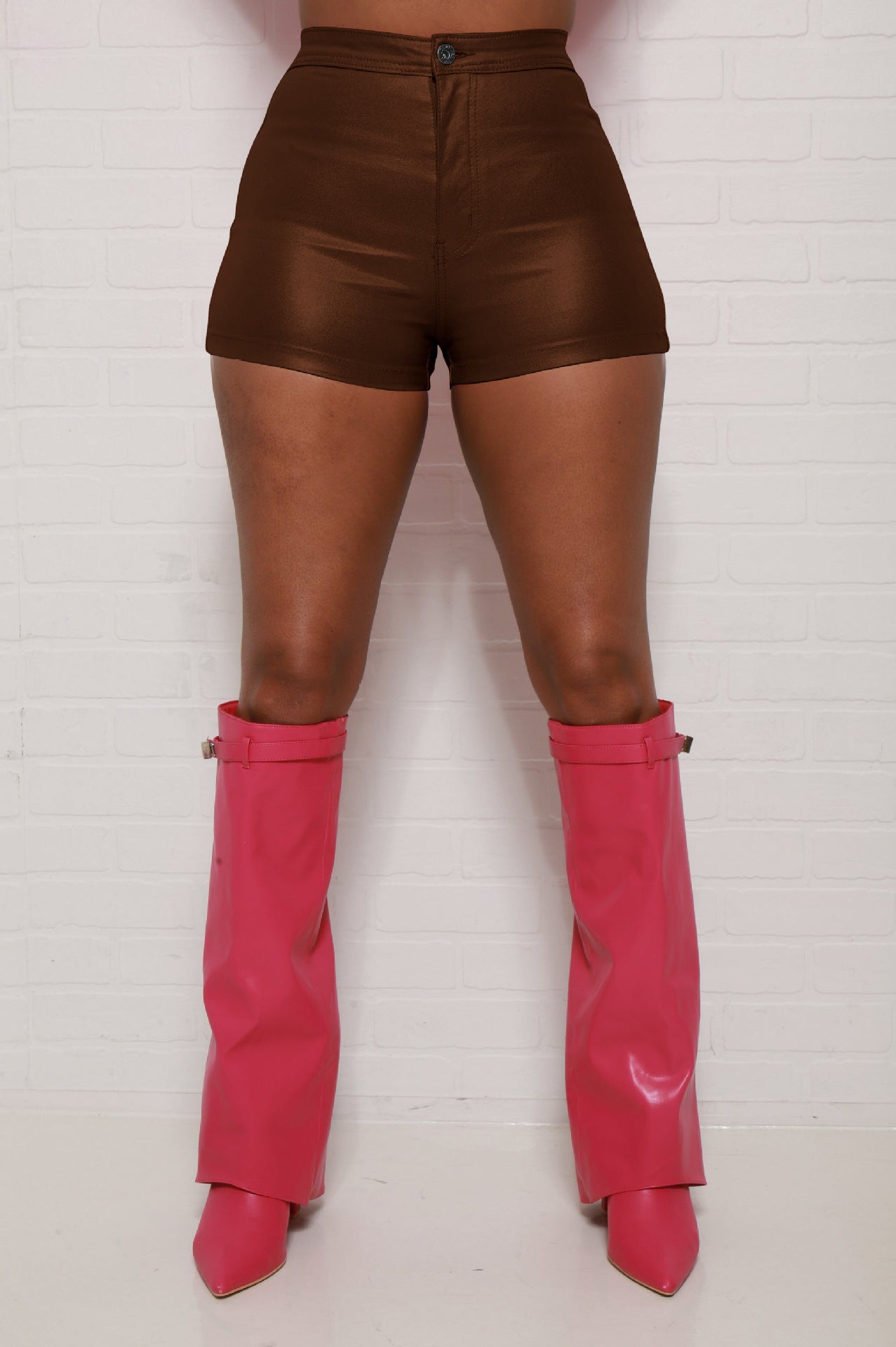 LADIES SHORTS       BLACK / BROWN / BRIGHT PINK        (SIZES:  S - XL)