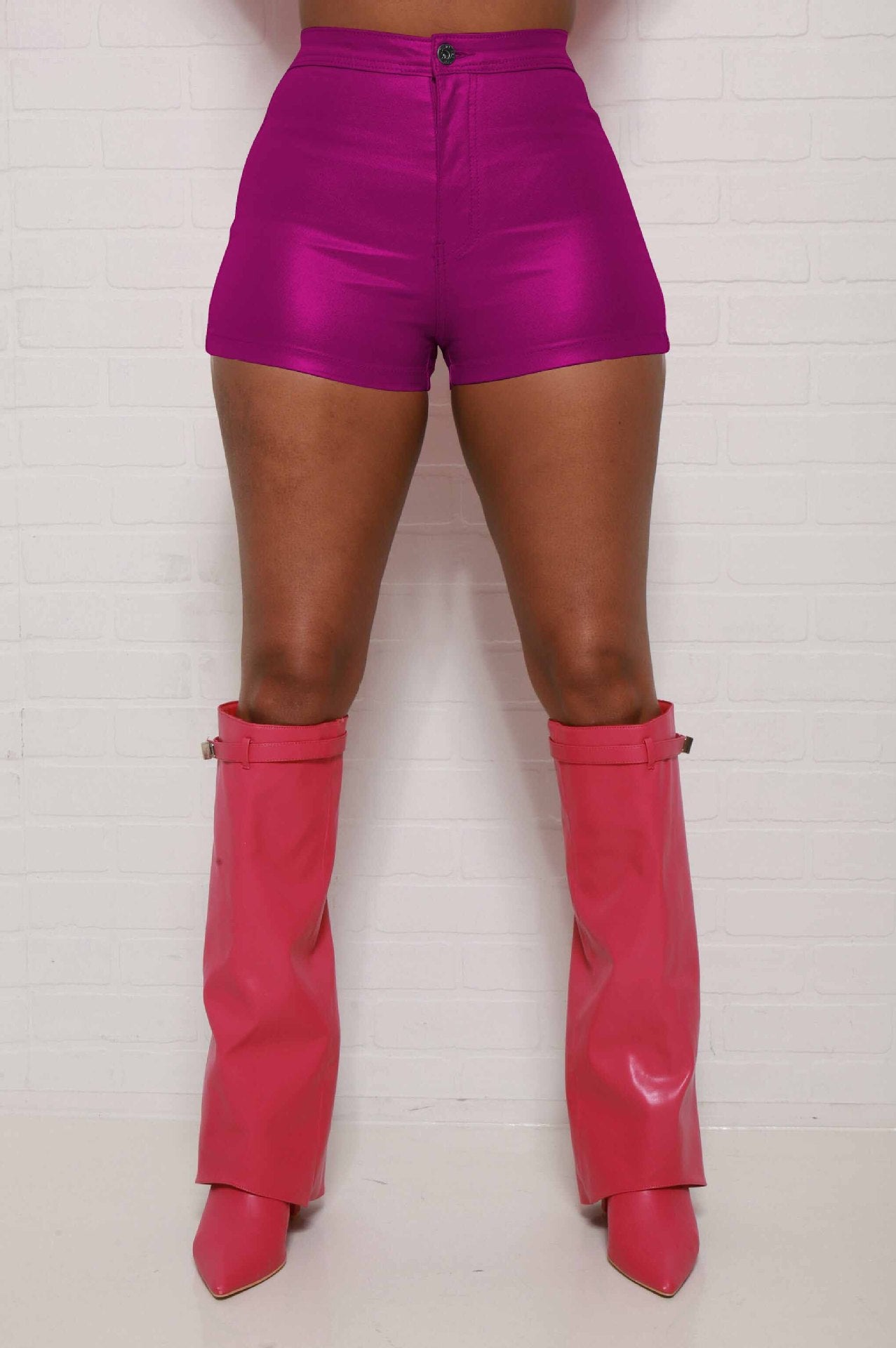 LADIES SHORTS       BLACK / BROWN / BRIGHT PINK        (SIZES:  S - XL)