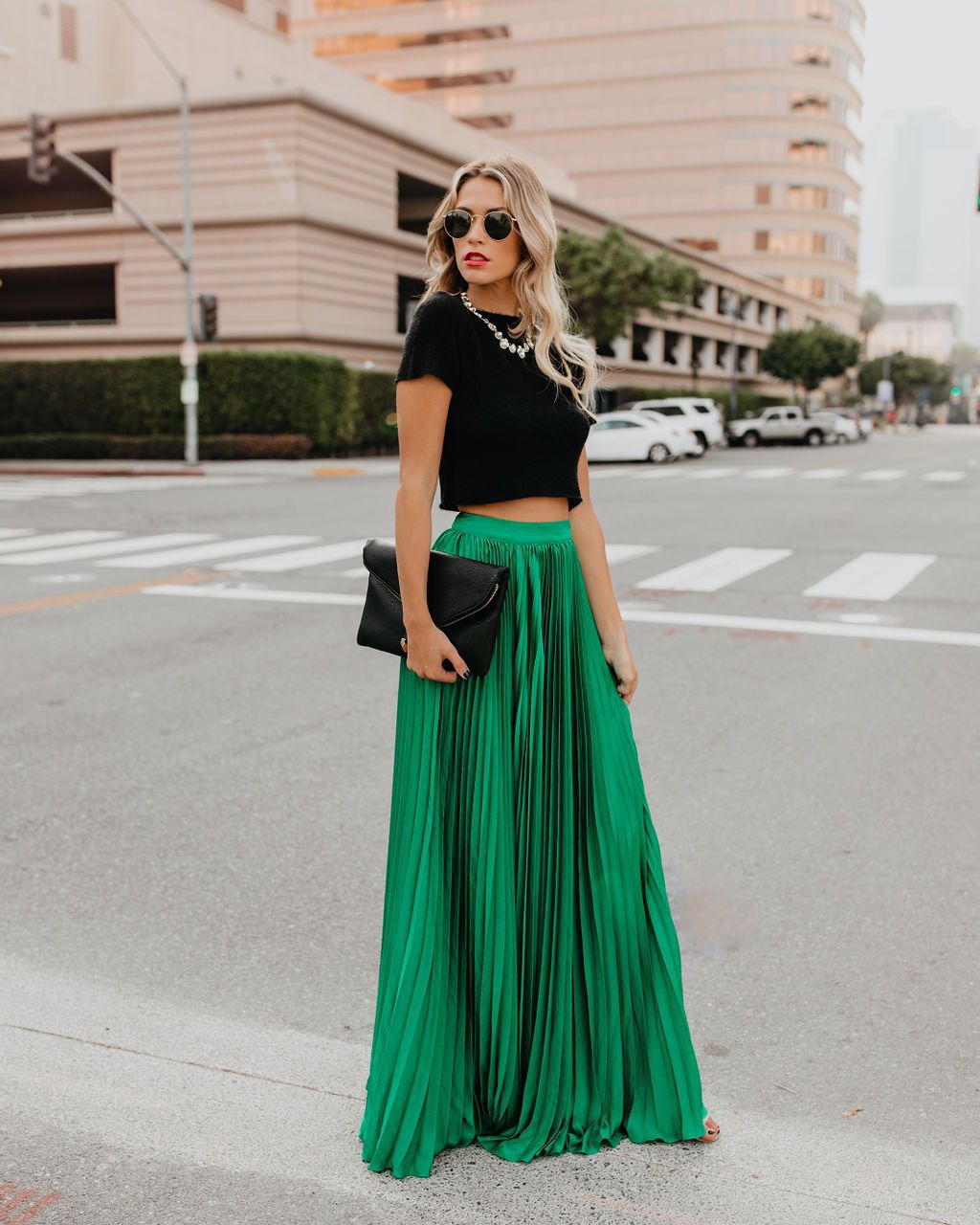 LADIES PLUS SIZE HIGH WAIST SKIRT           RED / BLACK /NUDE-PINK / GREEN / WINE RED           (SIZE  S - 2XL)