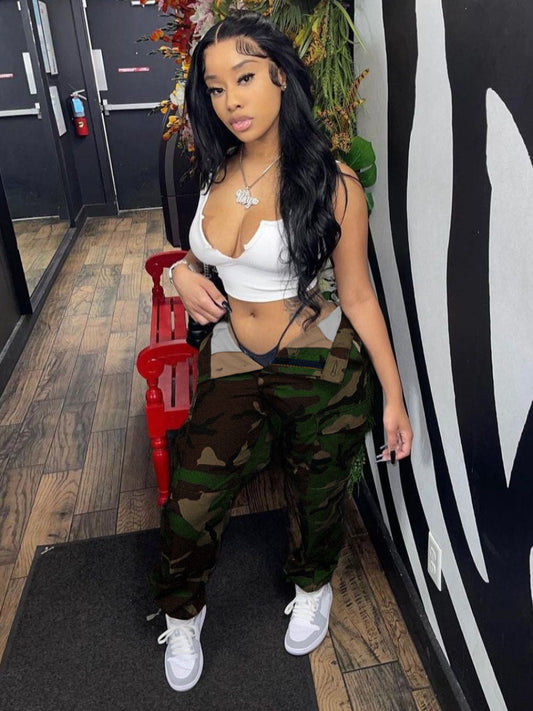 LADIES PLUS SIZE CAMO PANTS            GREEN CAMO            (SIZE  L ; XL; 2XL- 5XL)