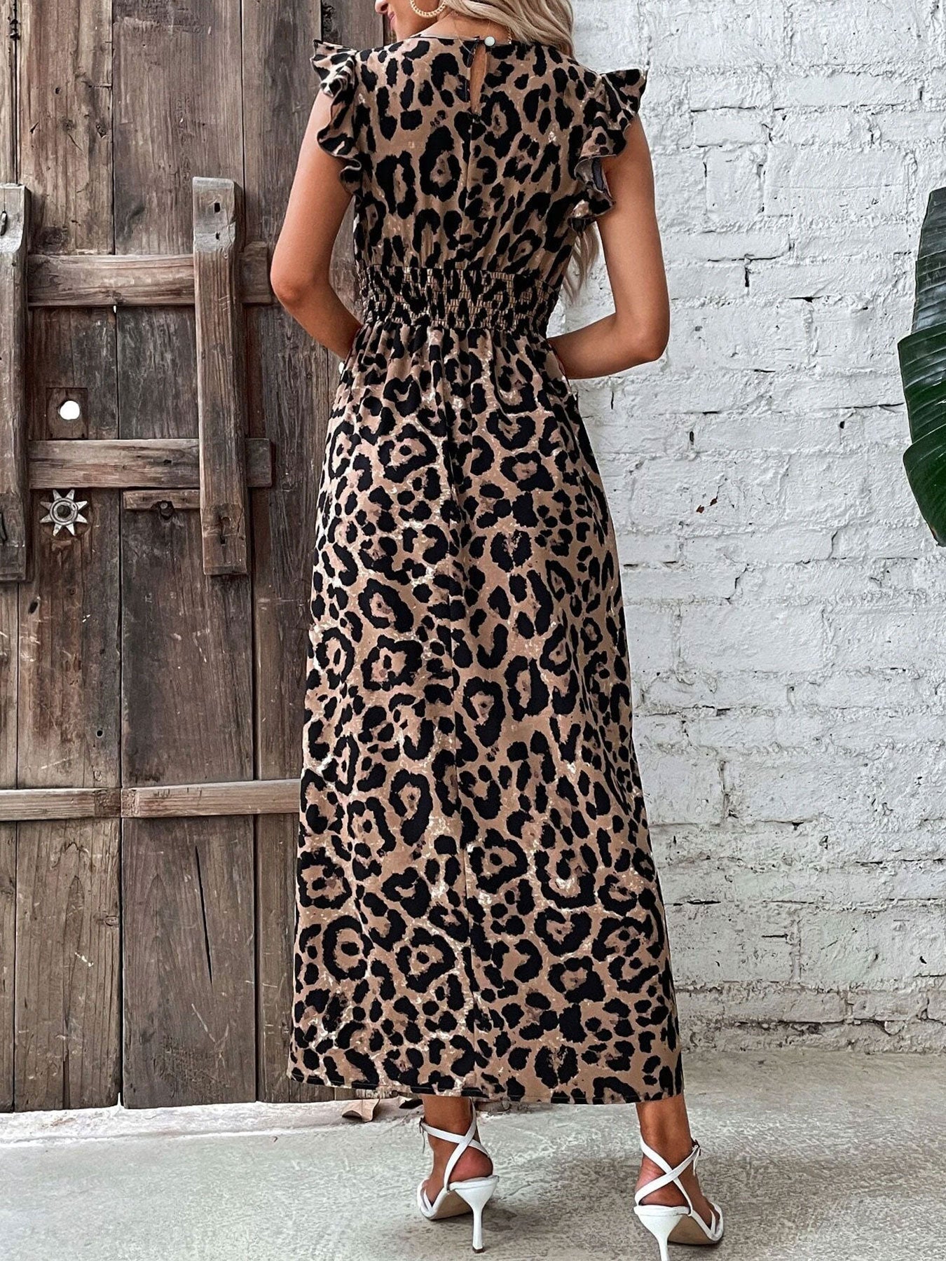 LADIES SHORT SLEEVE LEOPARD PRINT DRESS               LEOPARD PRINT                (SIZE  S - 2XL)