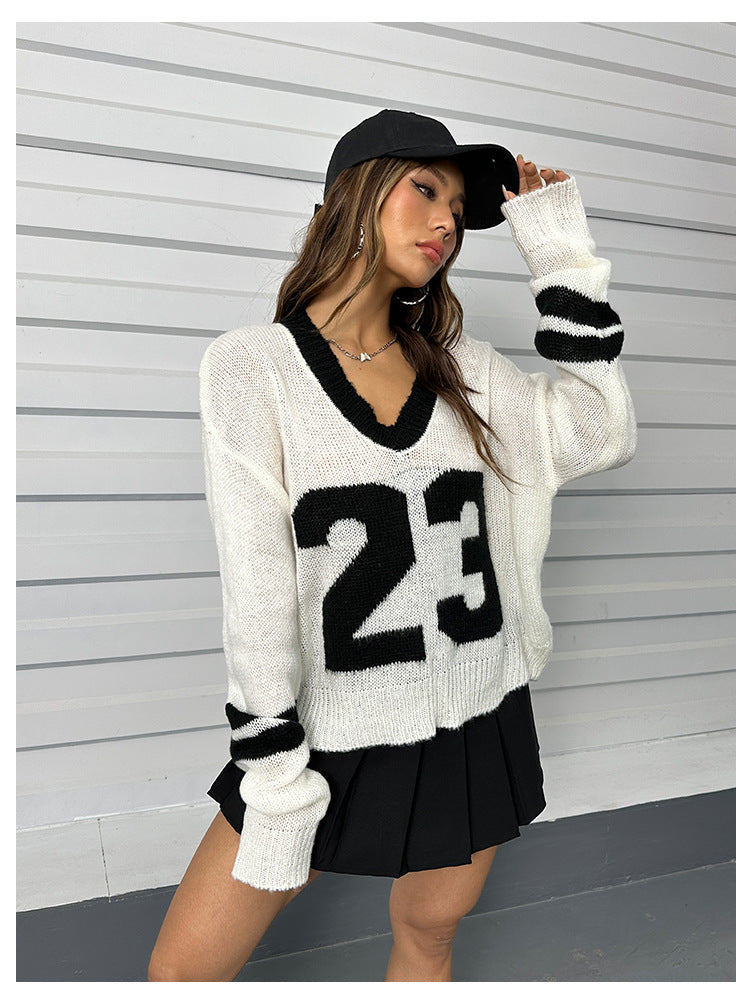 LADIES LONG SLEEVE FAKE PIECE SWEATER                    (SIZE  S - XL)