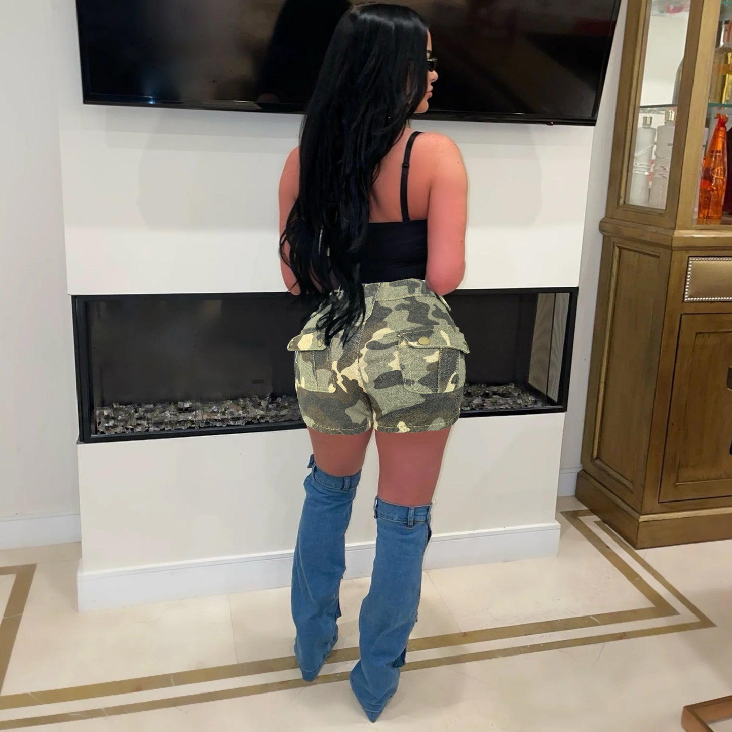 LADIES CARGO SHORTS                CAMO                (SIZE  S - 2XL)