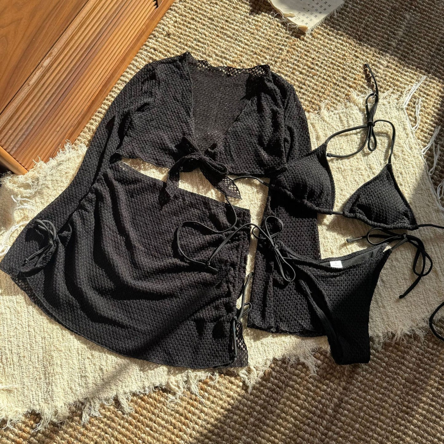LADIES THREE PIECE BIKINI BEACHWEAR SET               WHITE / APRICOT-BEIGE / BLACK / RED               (SIZE  S - L)