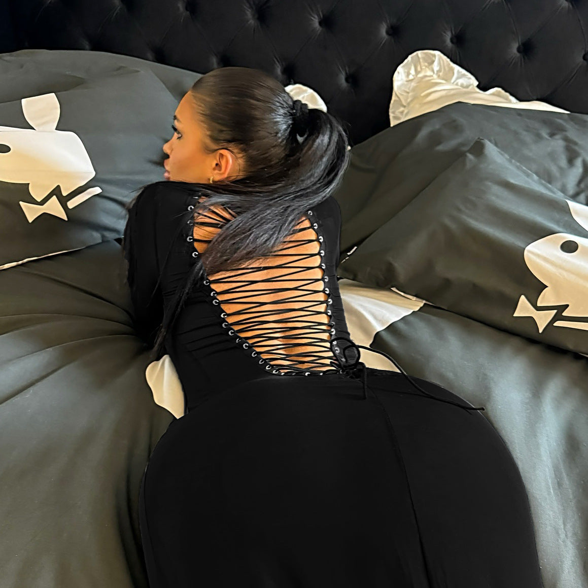 LADIES LONG SLEEVE BODYCON DRESS                   BLACK                     (SIZE  S - L)