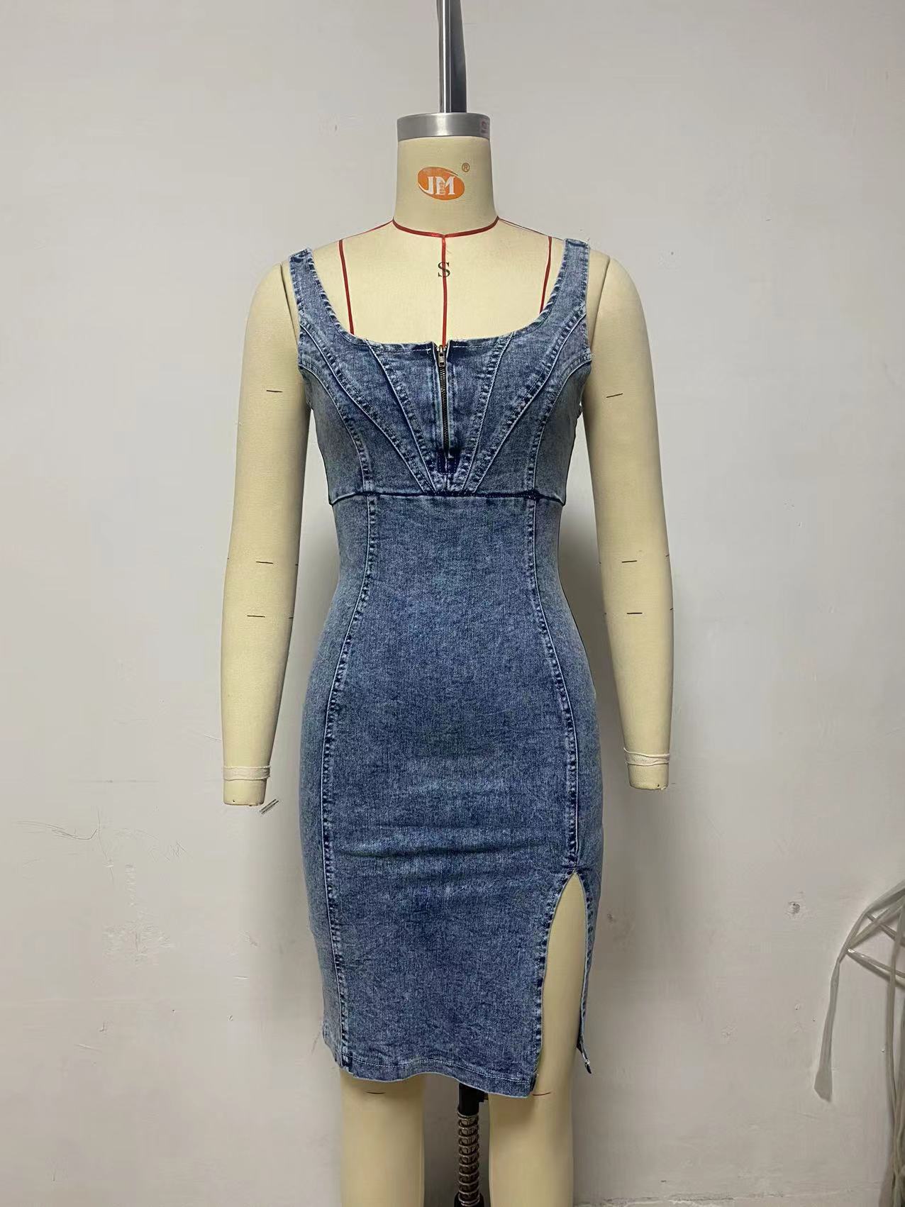 LADIES SLEEVELESS DENIM DRESS WITH SLIT                      LIGHT BLUE DENIM / BLACK DENIM                          (SIZE  S - XL)