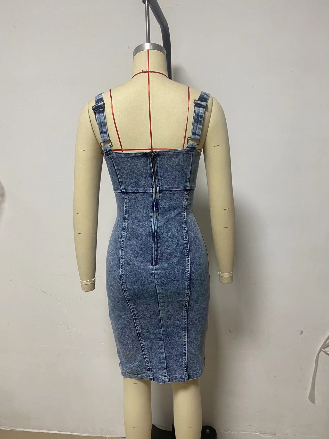 LADIES SLEEVELESS DENIM DRESS WITH SLIT                      LIGHT BLUE DENIM / BLACK DENIM                          (SIZE  S - XL)