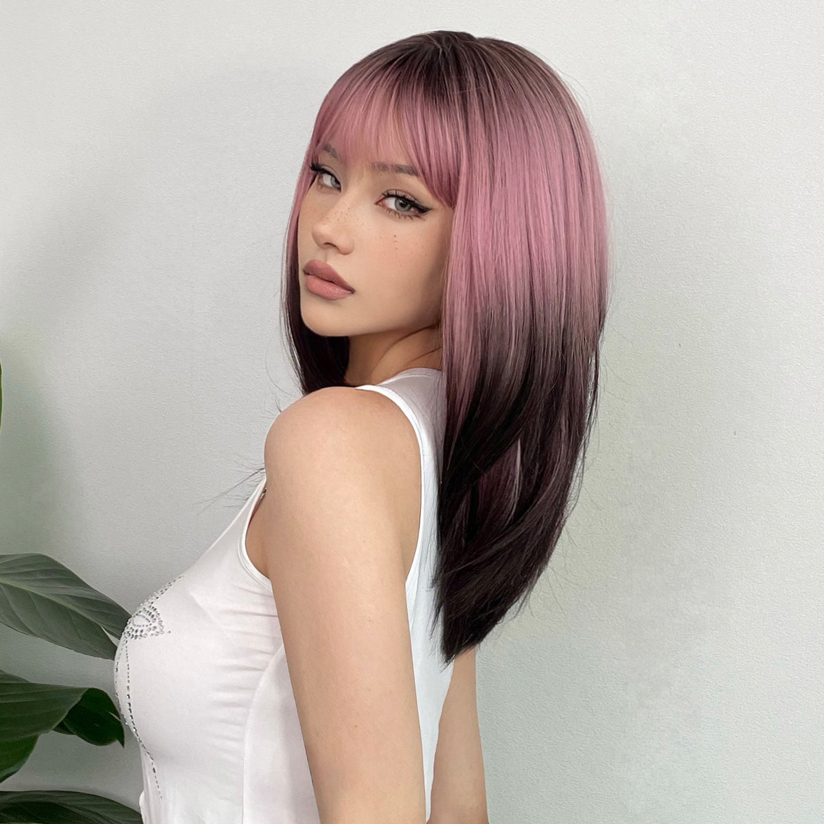 LADIES BLACK-PINK SHOULDER LENGTH WIG                             BLACK-PINK                             (FREE SIZE)